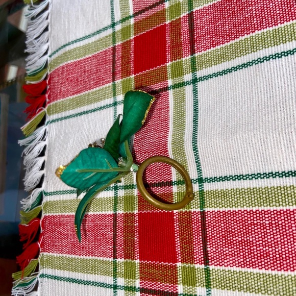 Pier 1 Christmas Placemats Napkin & Towel Set-SOLD - Picture 15 of 16